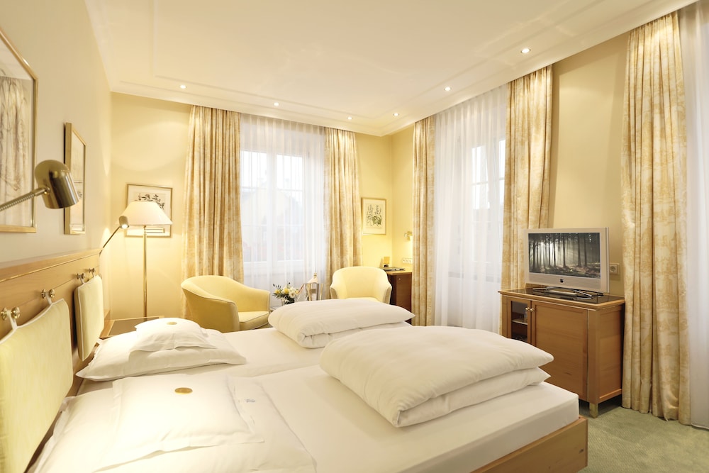 Double Room (street view) photo 2
