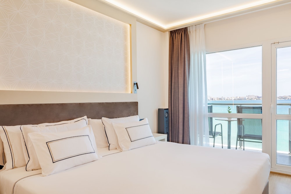 The Level Premium Room Sea View Adults Only - Photo 1