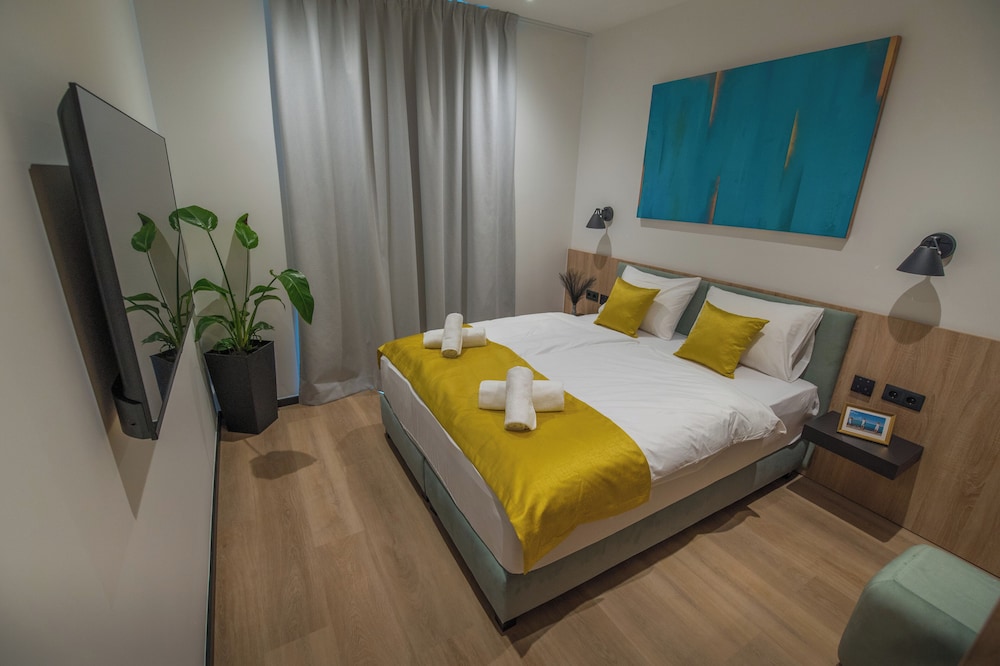 Superior Apartment, Garden View photo 3