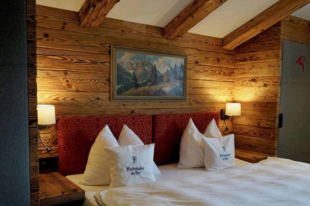Deluxe Double Room, Balcony, Lake View
