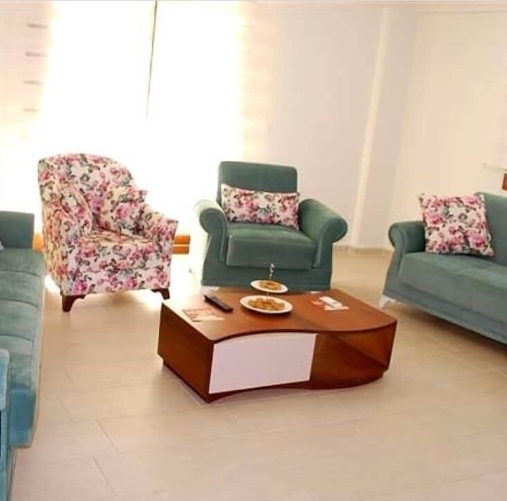 Villa, 4 Bedrooms photo 1