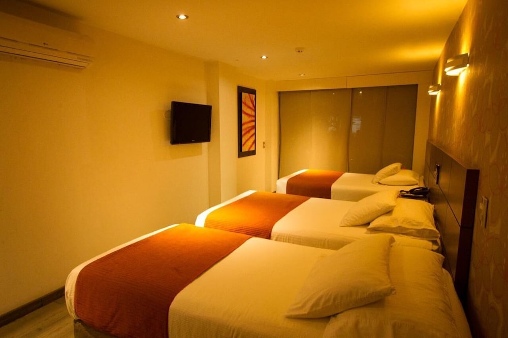 Standard Triple Room photo 2