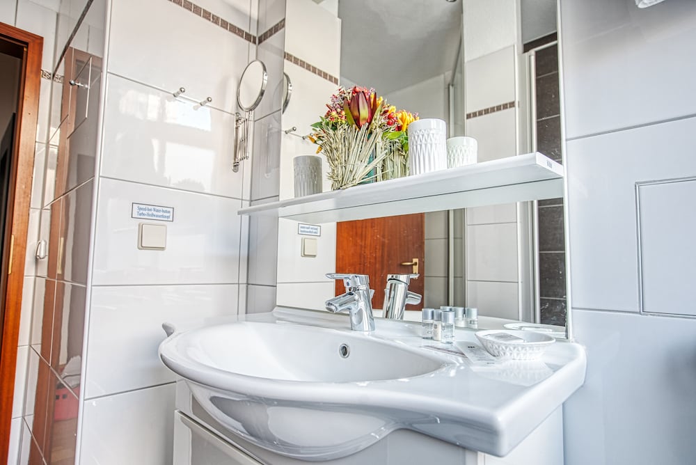Superior Double Room, Private Bathroom, City View - Photo 21