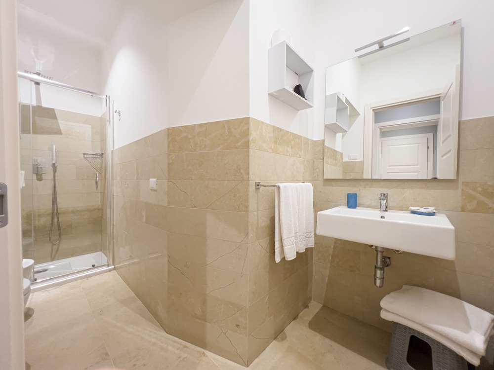 Superior Double or Twin Room, 1 Bedroom, Non Smoking, City View photo 3