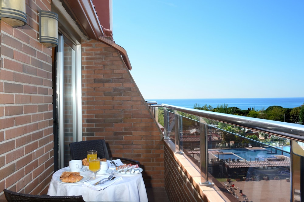 Double Room, Sea View - Photo 4
