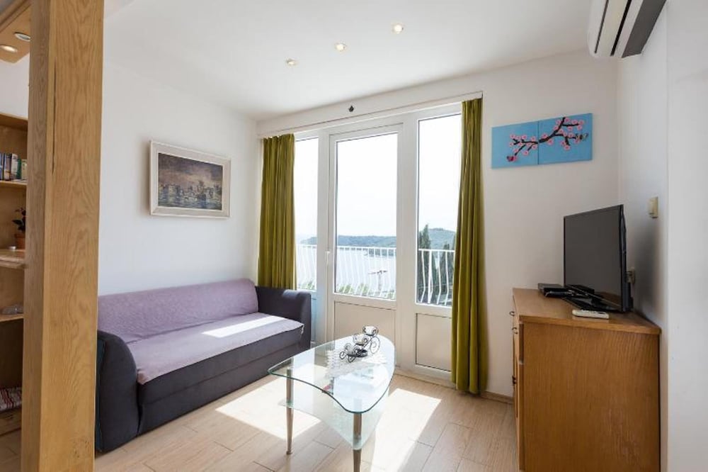 Apartment, 1 Bedroom, Smoking, Patio