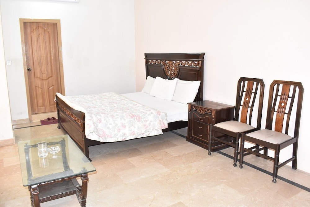 Double Room - Photo 1