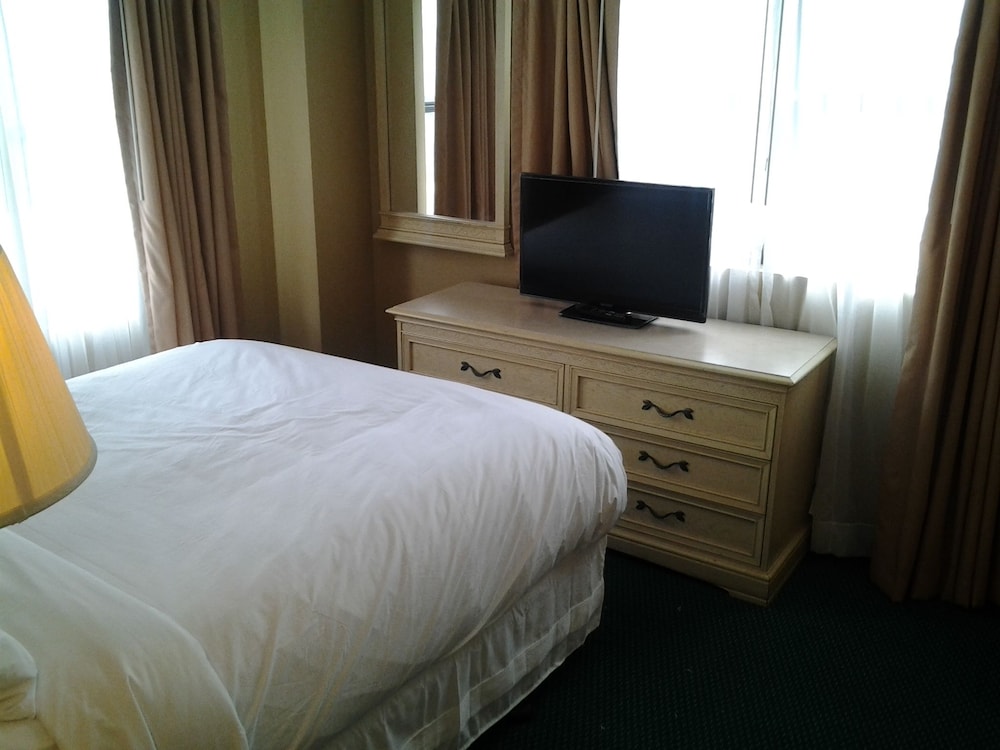 Apartment, 2 Bedrooms, Lake View