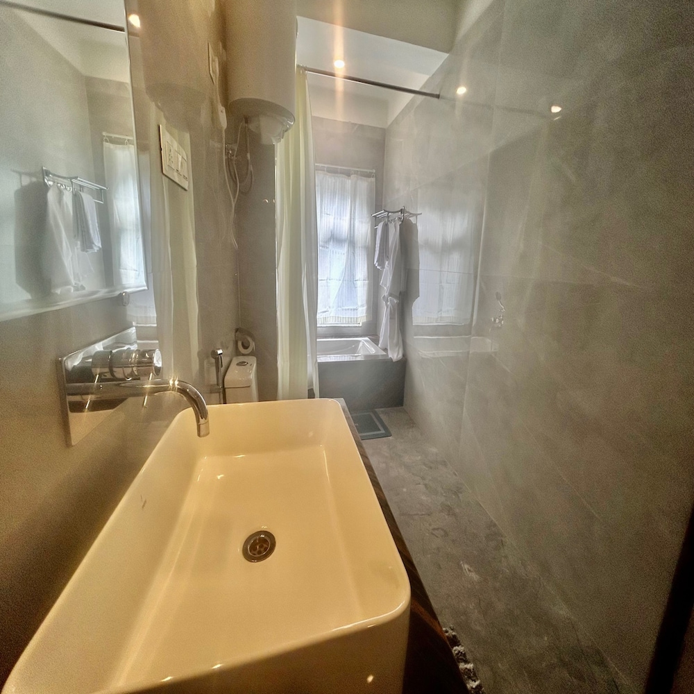Premium Room with Mountain View photo 3