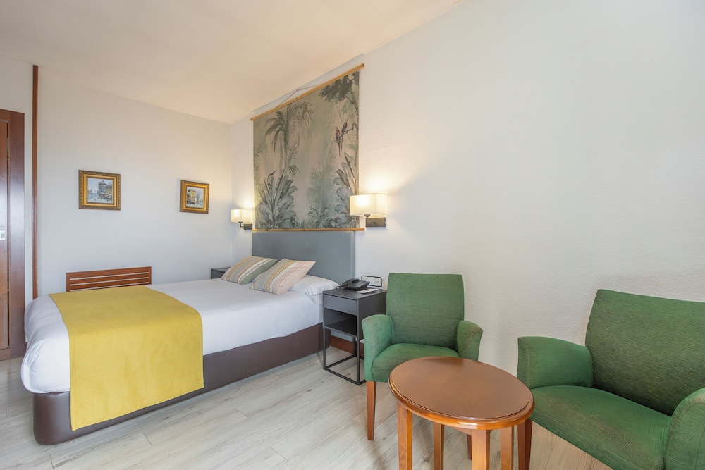 Double Room, Balcony, Sea View photo 3