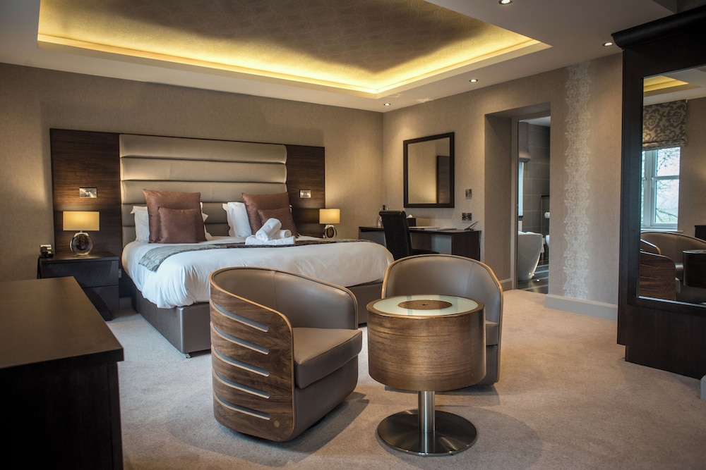 FARMHOUSE SUPERIOR SUITE.