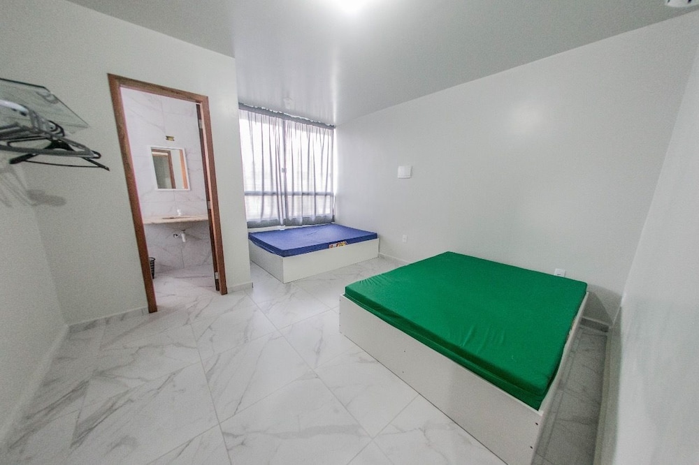 House, Multiple Beds photo 1