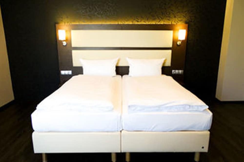 Single Room (Standard)