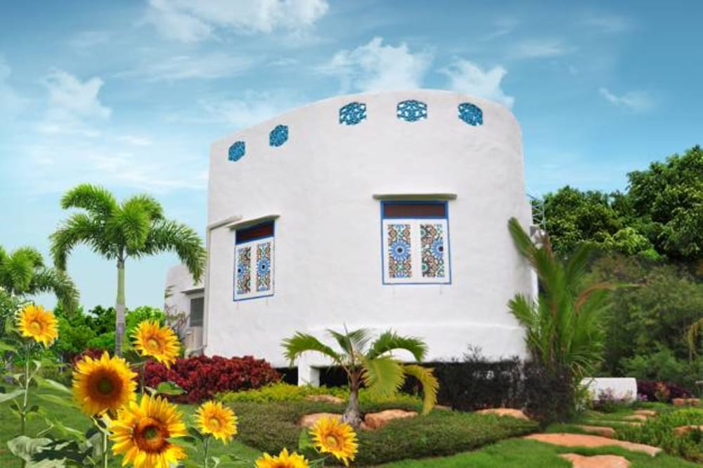 Deluxe Double Room, Garden View