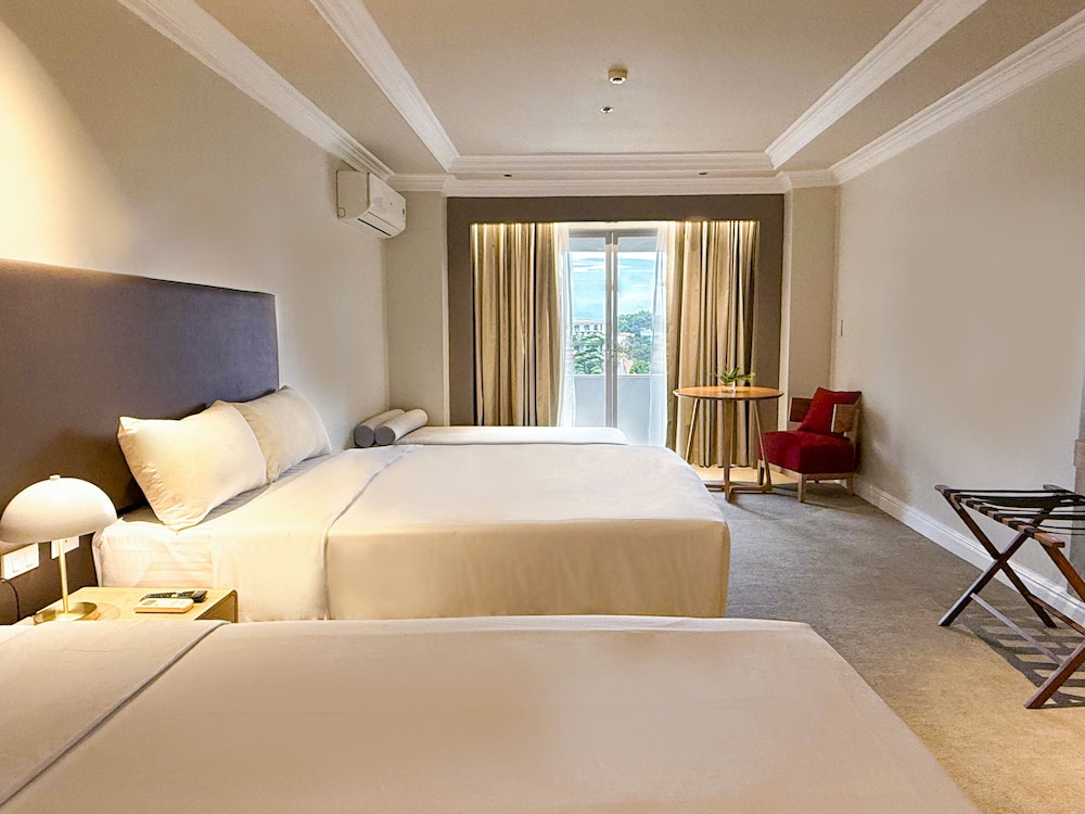 Premier Double or Twin Room, Balcony, Pool View