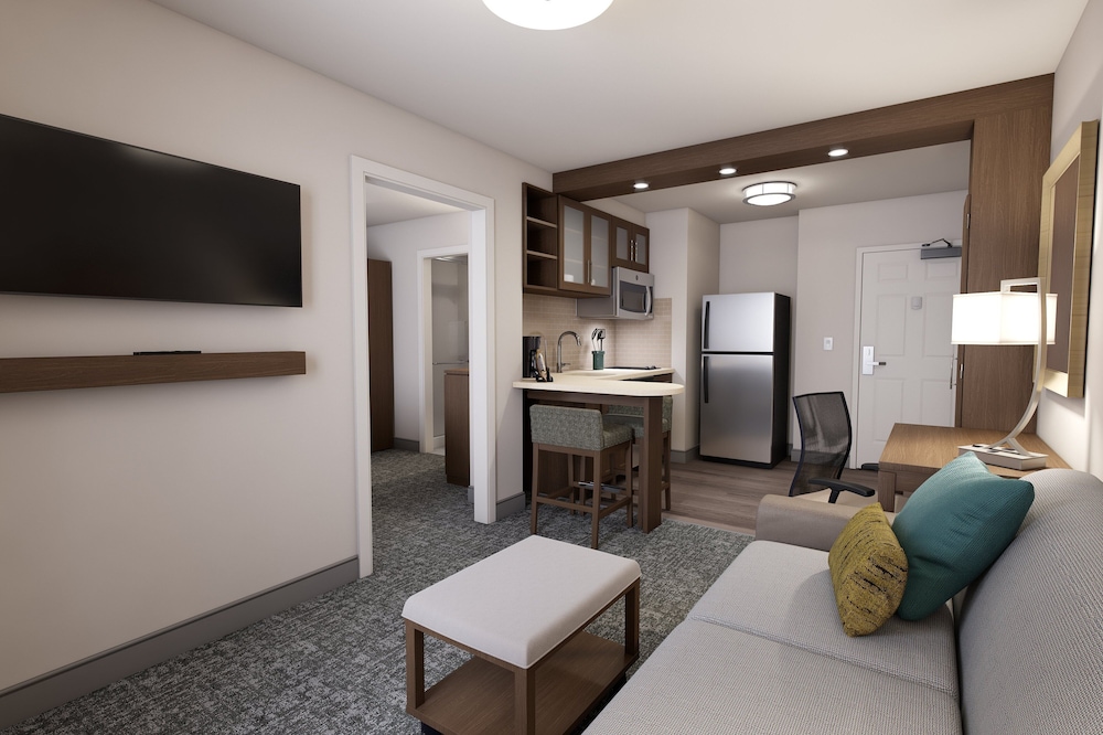 Suite, 1 Queen Bed with Sofa bed, Kitchen - Photo 19