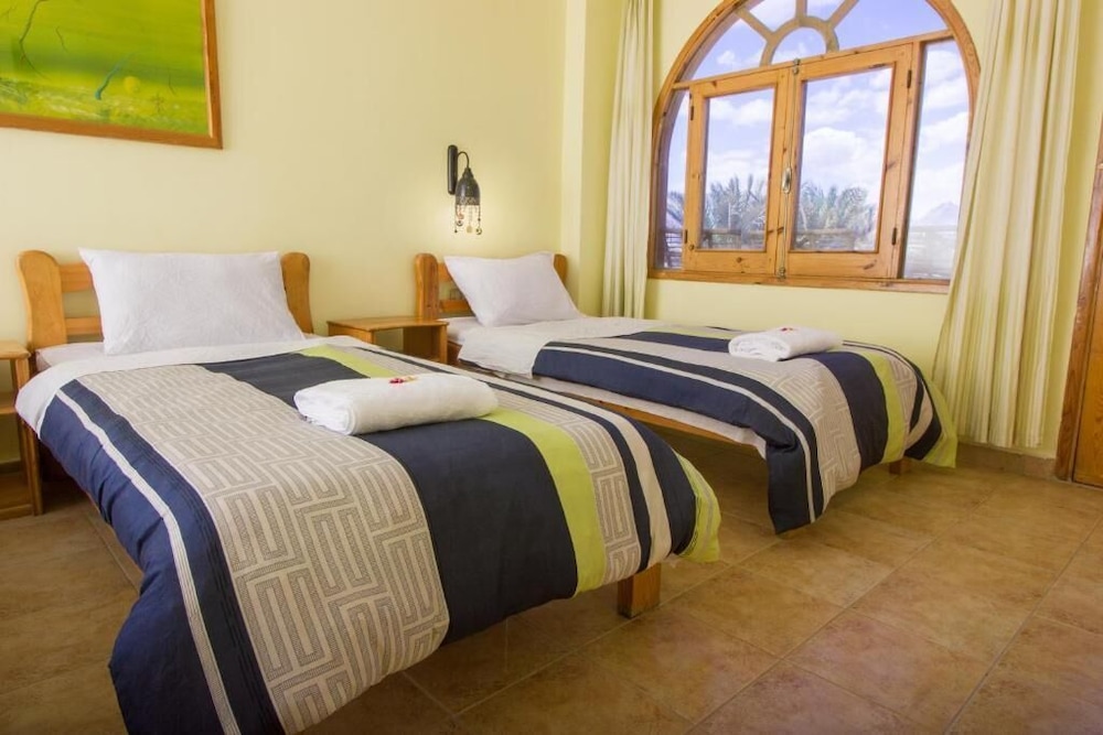 Double Room, 1 Double Bed, Partial Sea View photo 1