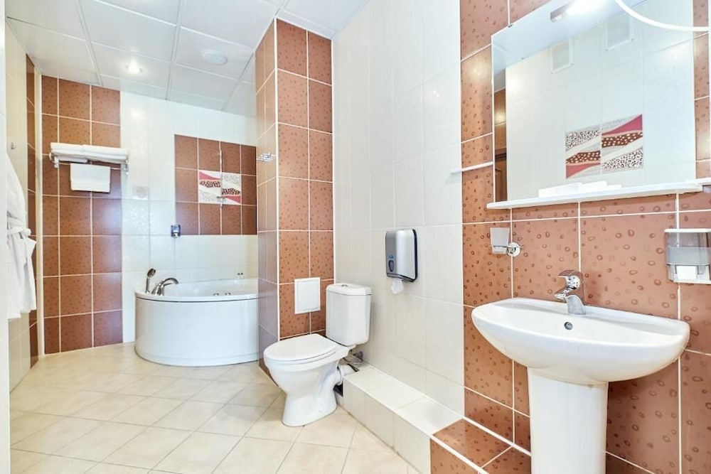 Deluxe Room, 2 Bedrooms photo 2