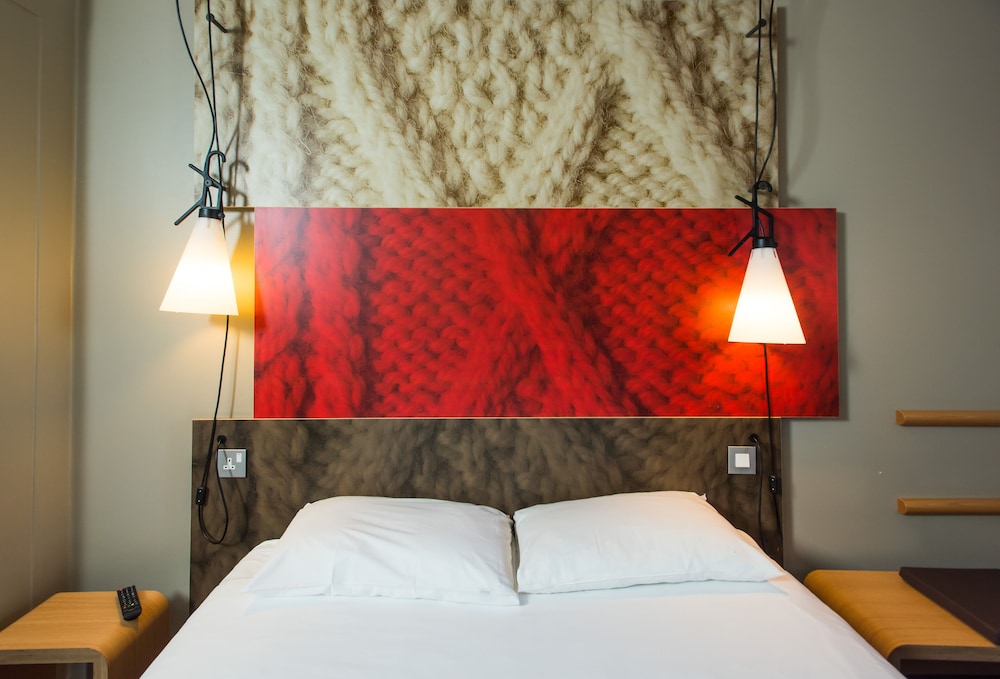 Room, 1 Double Bed - Photo 7