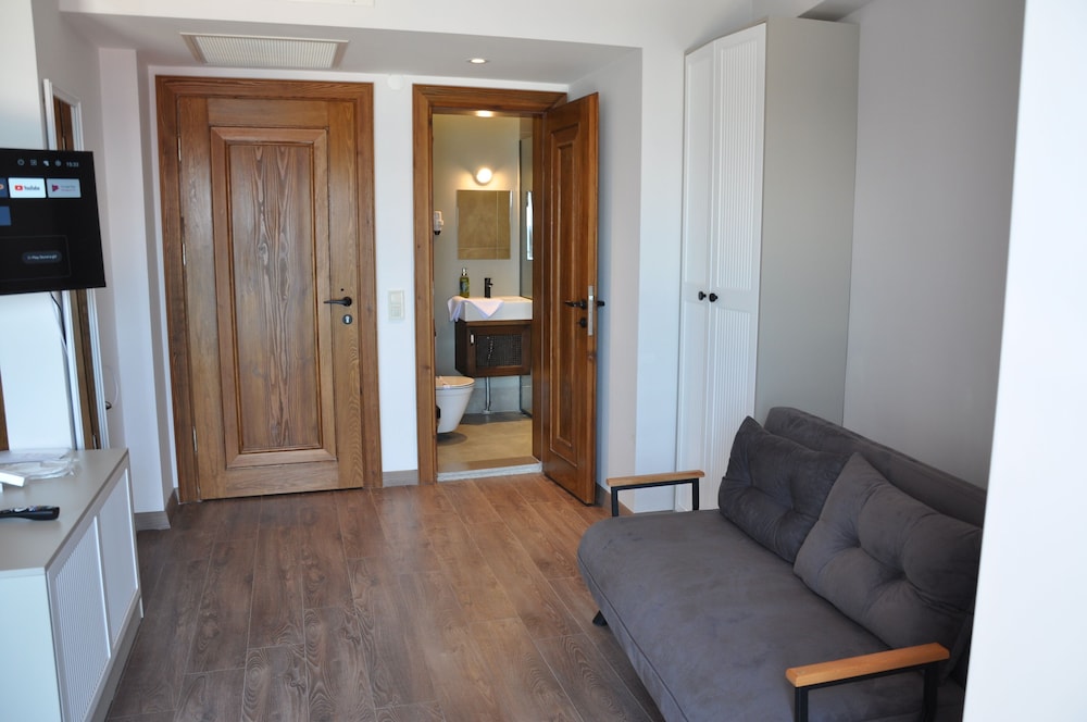 Family Triple Room, Sea View photo 3
