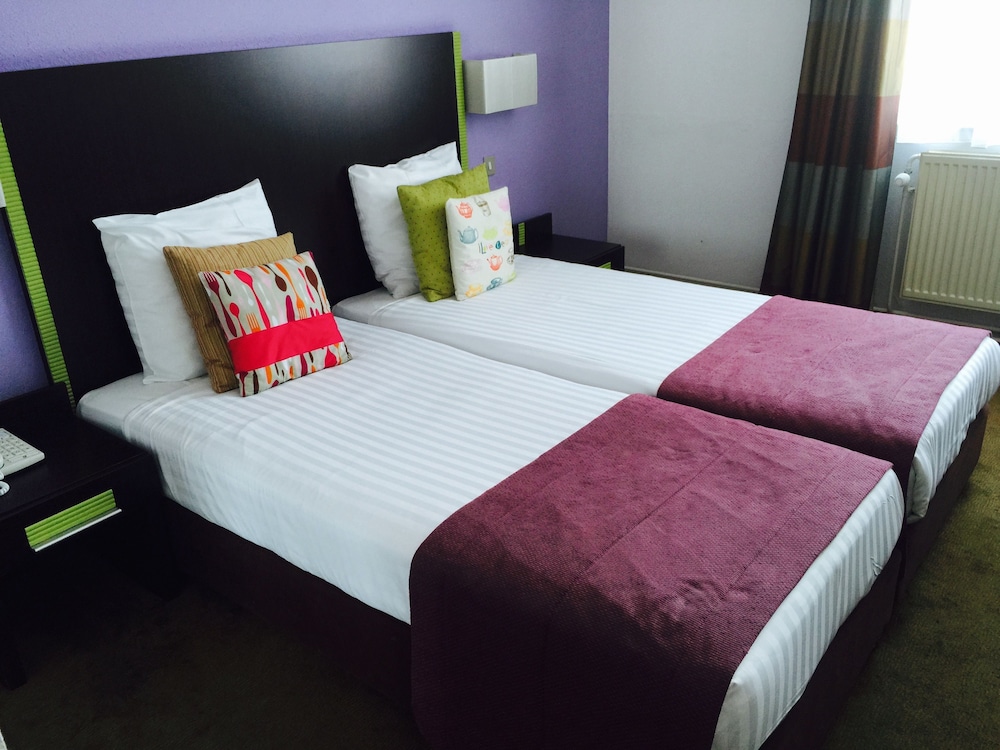 Superior Twin Room - Photo 2