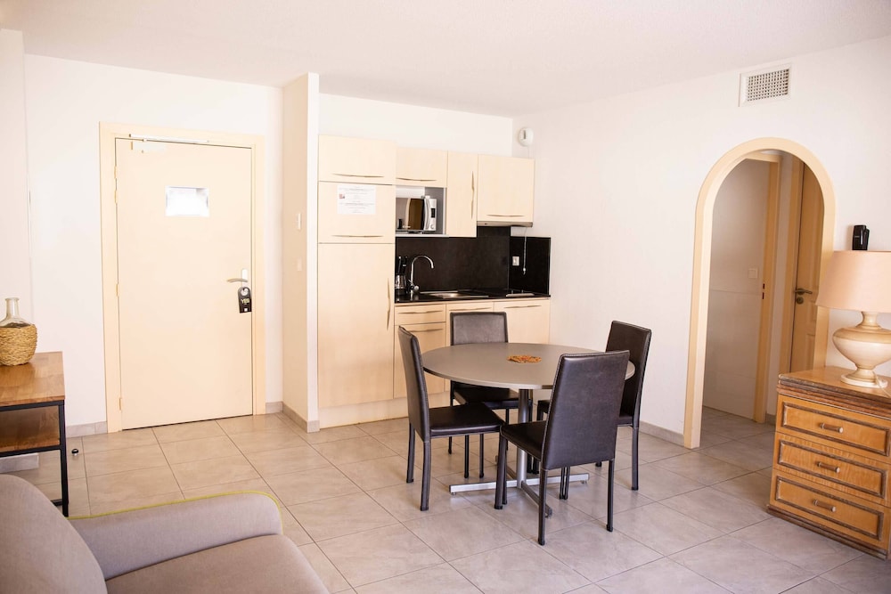 Apartment, 1 Bedroom photo 2