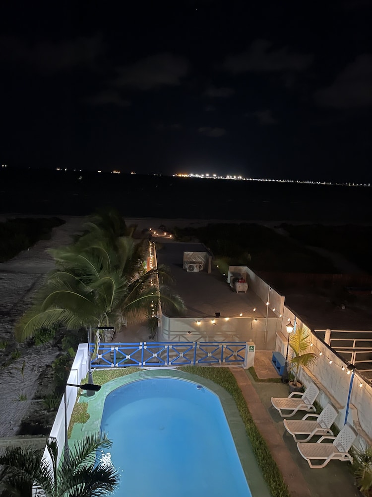 Comfort Room, 1 King Bed, Sea View photo 2
