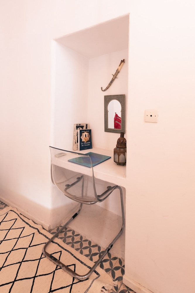 Double Room (Mauve) photo 2