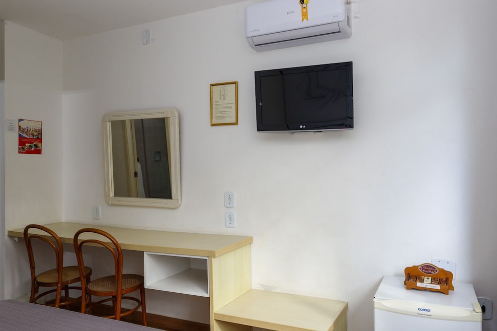 Deluxe Triple Room photo 3