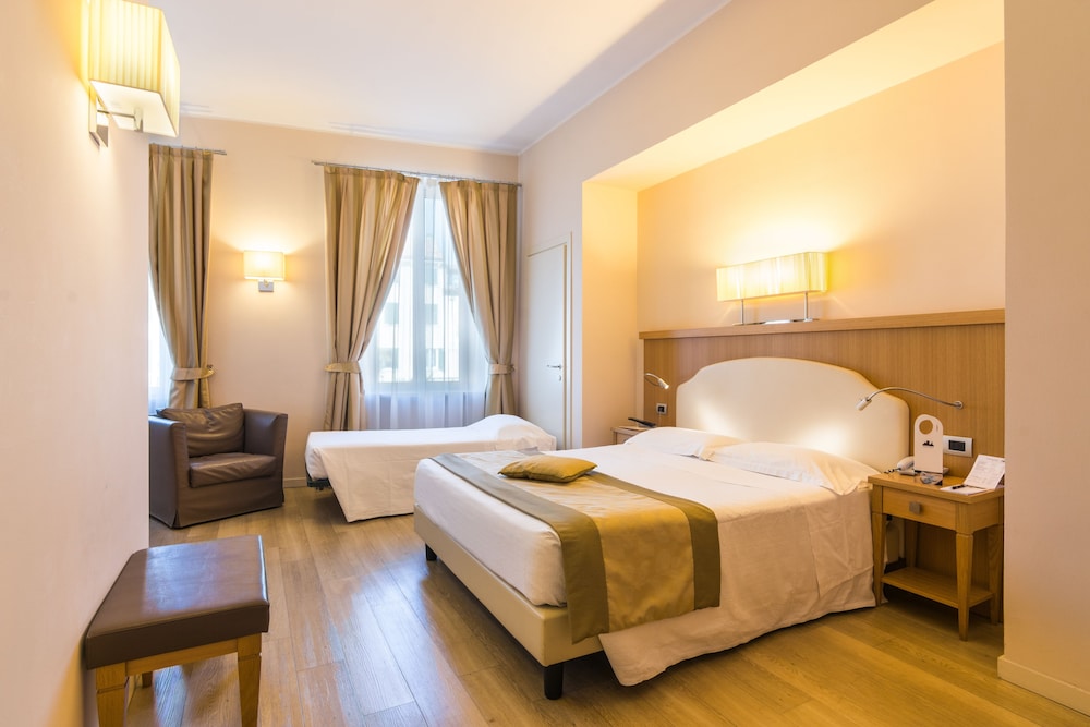 Classic Double Room - Photo 5