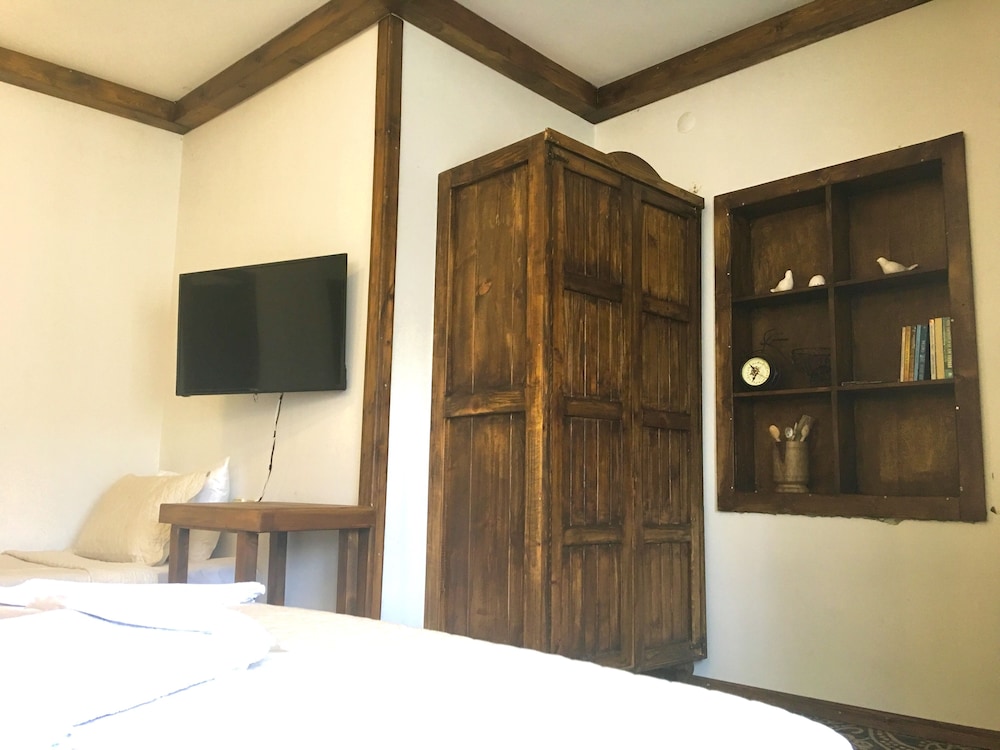 Single Room photo 3