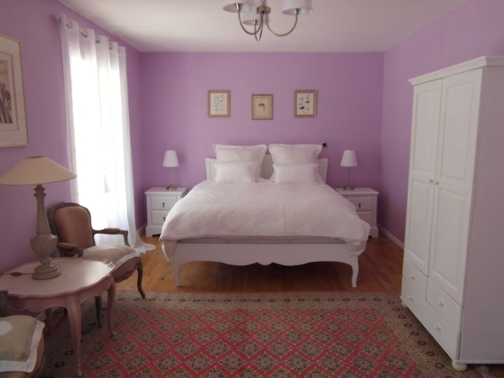 Double Room (Mauve) photo 1