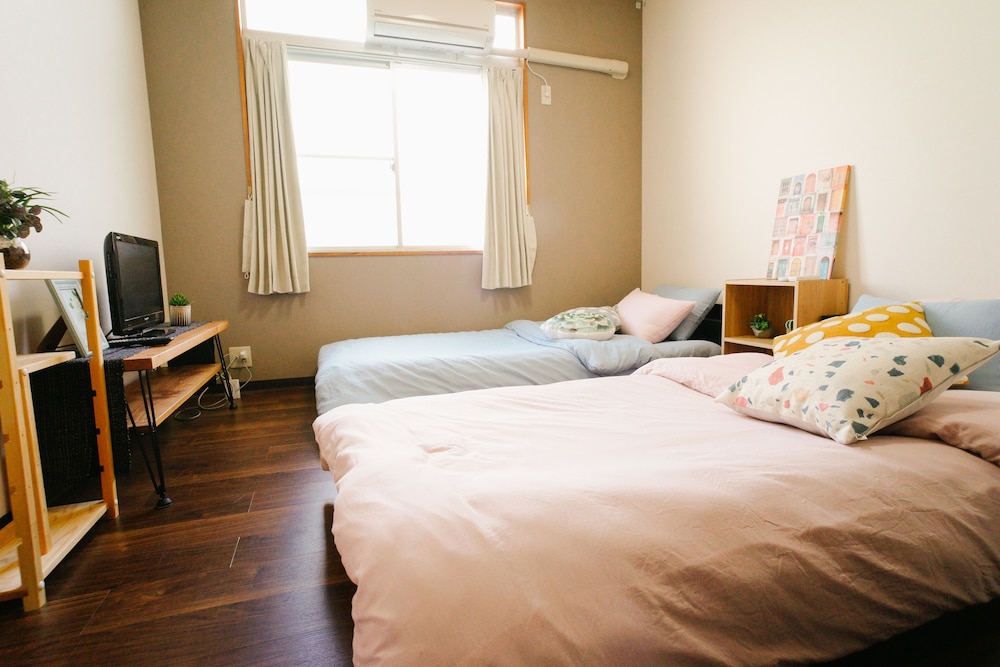 House, 4 Bedrooms