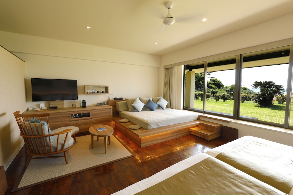 Ocean View Premium - Photo 5