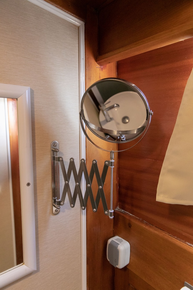 Superior Room, 1 Double Bed, Non Smoking, Sea View photo 3