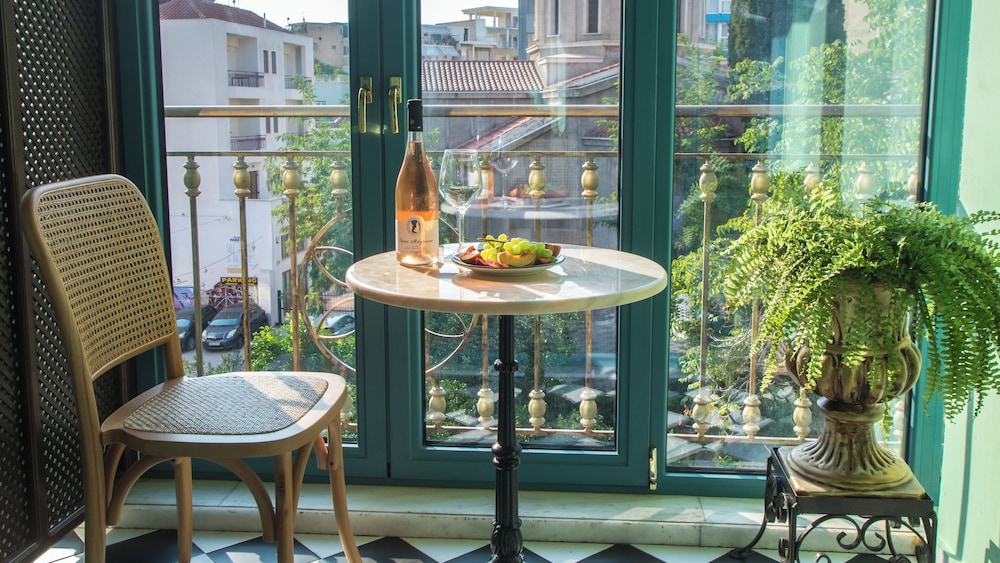 Superior Double Room, City View photo 3