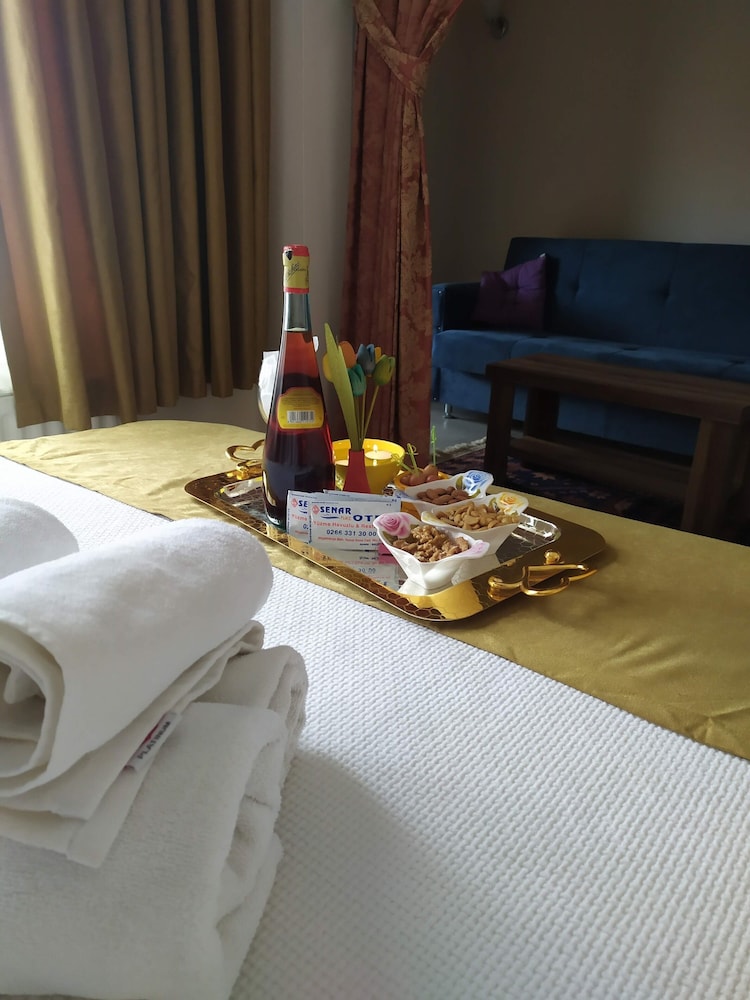 Standard Triple Room, Balcony, Sea View