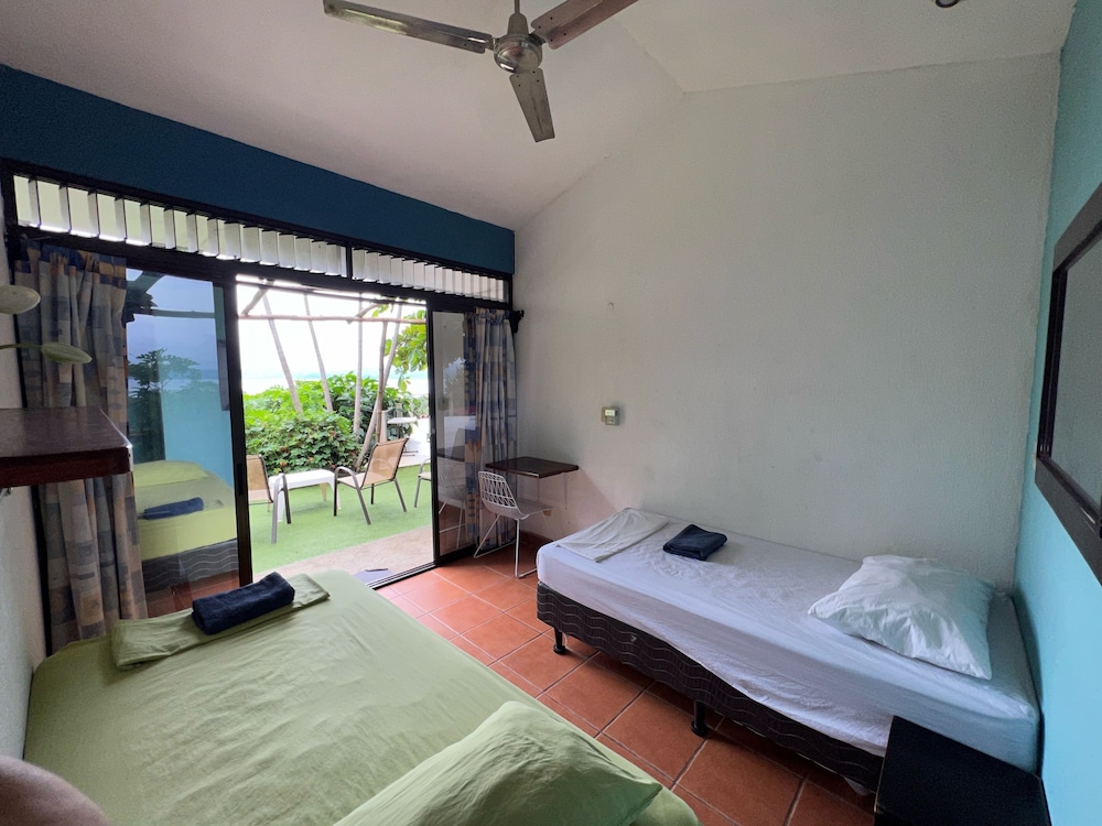 Basic Twin Room, 2 Twin Beds, Bay View