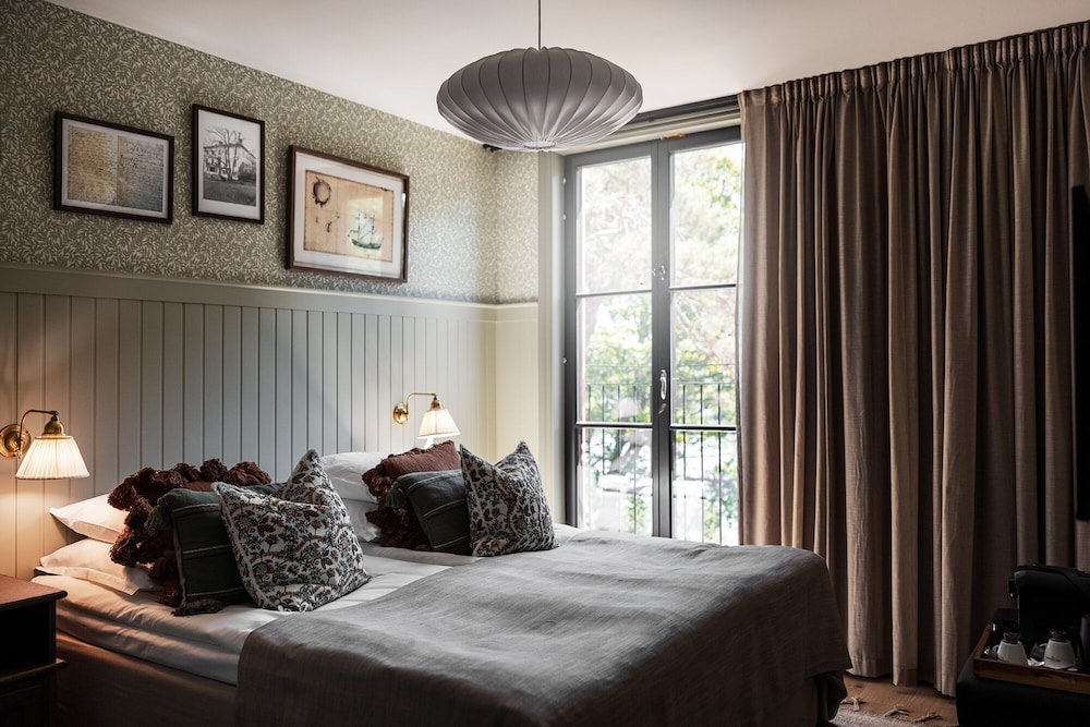 Deluxe Double Room, Sea View - Photo 1