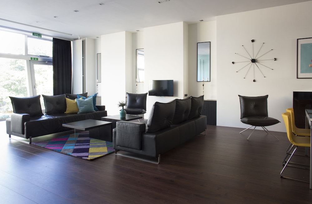 Family Apartment - Photo 5