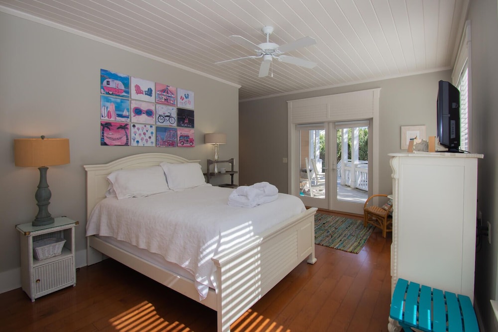 House, Multiple Beds, Balcony, Ocean View photo 2