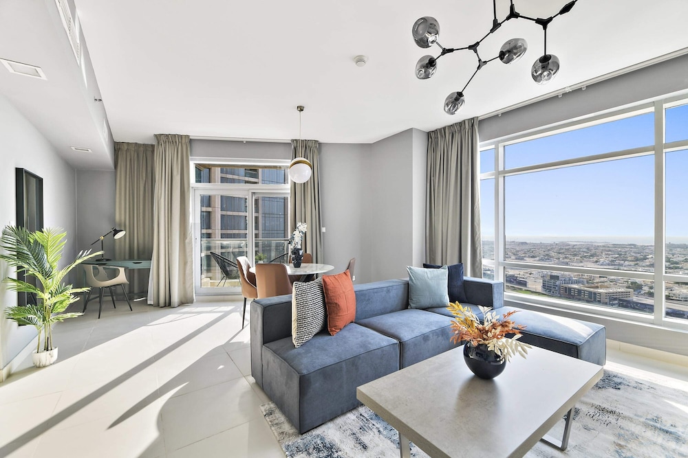 Lofts West 2405 photo 1