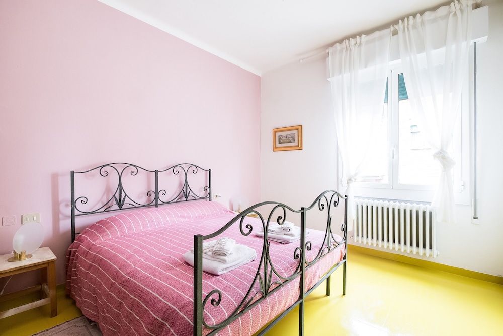 Classic Triple Room, Private Bathroom (Green - 3 Pax)