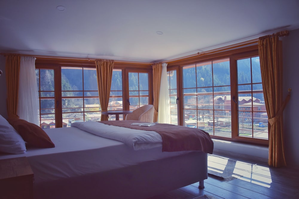 Royal Suite photo 1