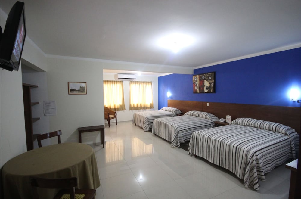 Suite, Multiple Beds