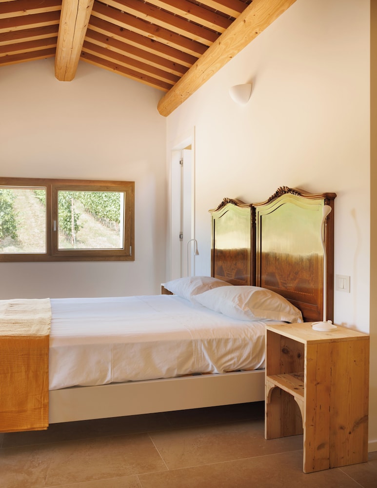 Deluxe Double or Twin Room, Garden View photo 1