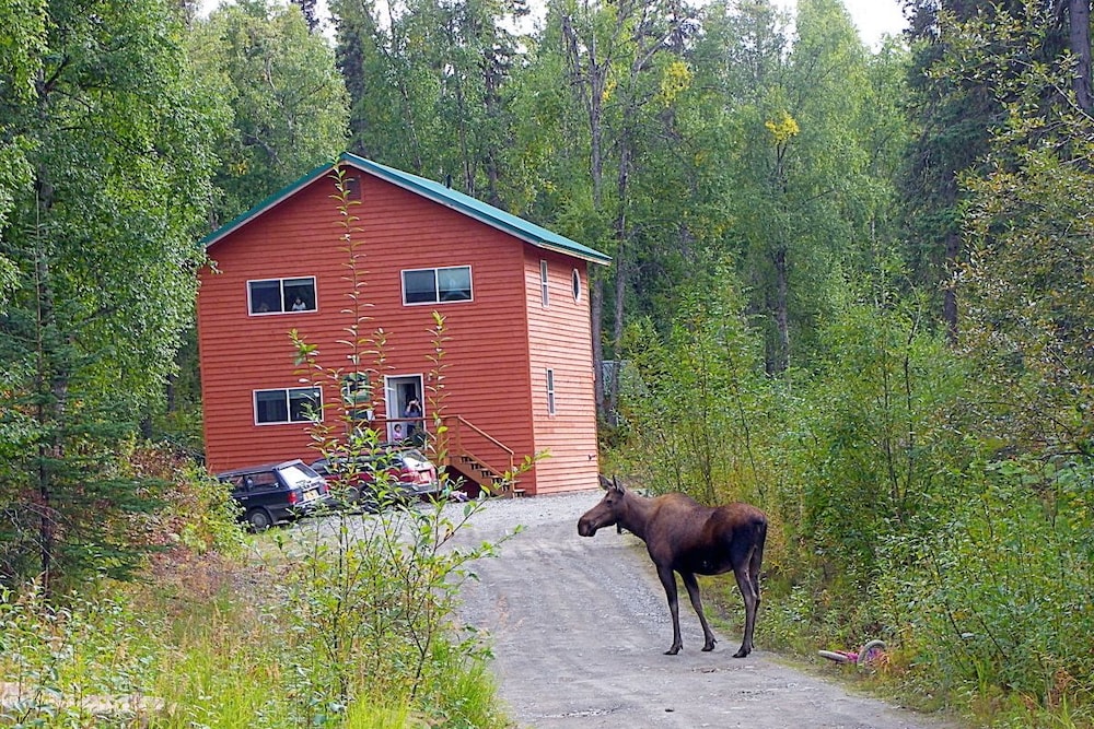 Family Room, 1 Bedroom, Refrigerator, Annex Building photo 2