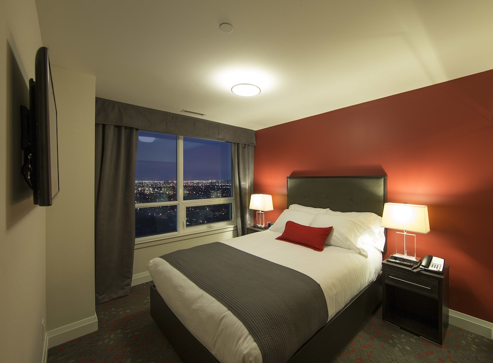 Suite, 1 Bedroom, Balcony photo 1