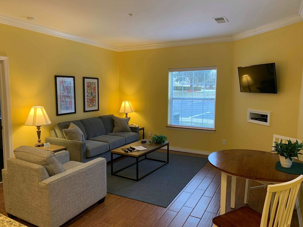 Standard Condo, 1 Bedroom, Kitchenette photo 1