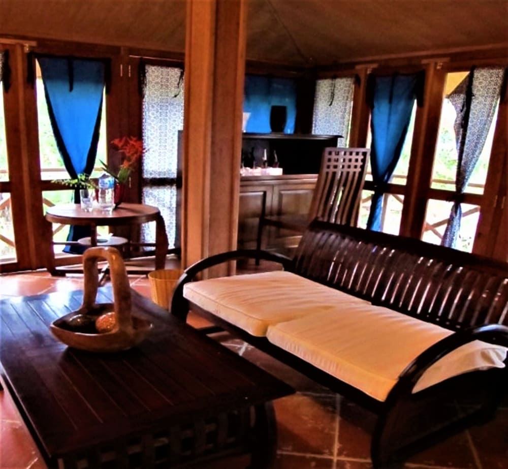 Standard Room (Kamar Crest), Twin Room photo 2